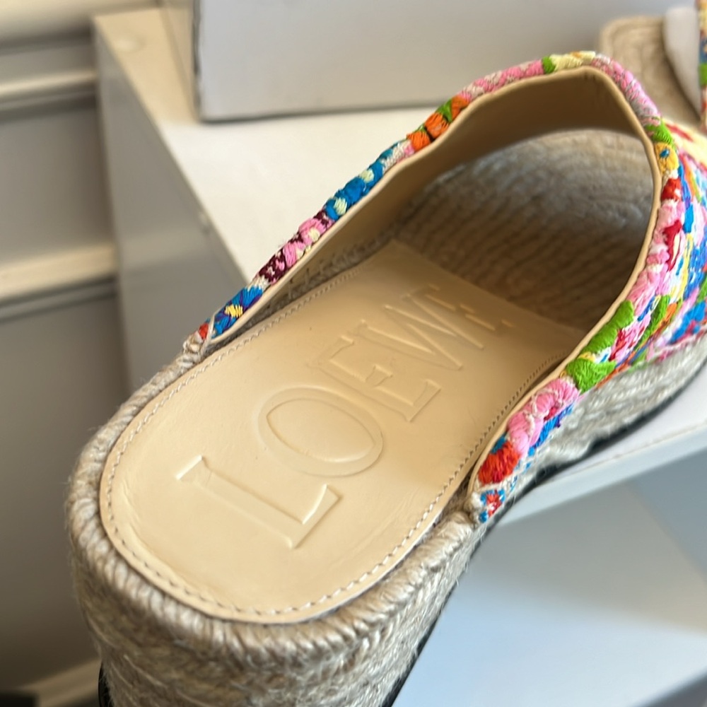 Authentic New Loewe Petal Espadrille Size 38/US 8 - Picture 10 of 16